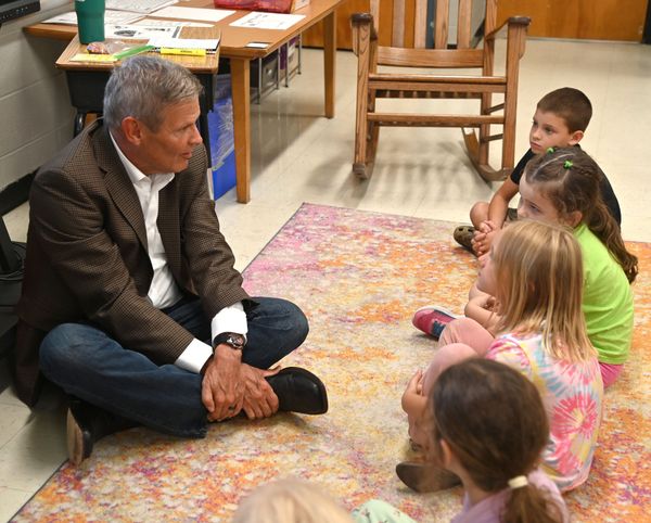 Gov. Lee visits PEFAMS during summer program