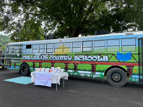 Cheatham Co. book bus highlights local heroes
