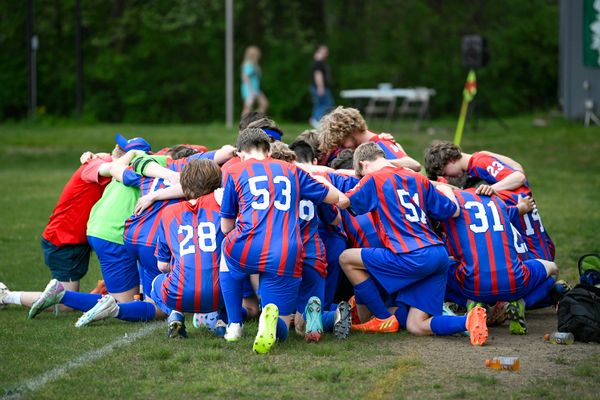 HHS boys soccer team wins on senior night, 6-0