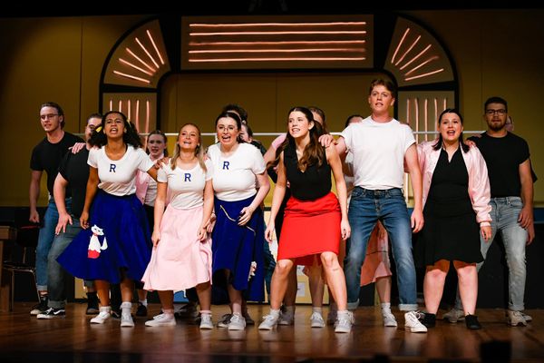 HHS Advanced Theatre puts on 'Grease' musical