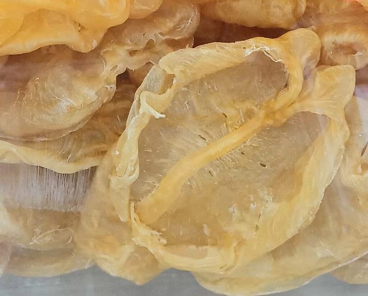 Dried fish maw