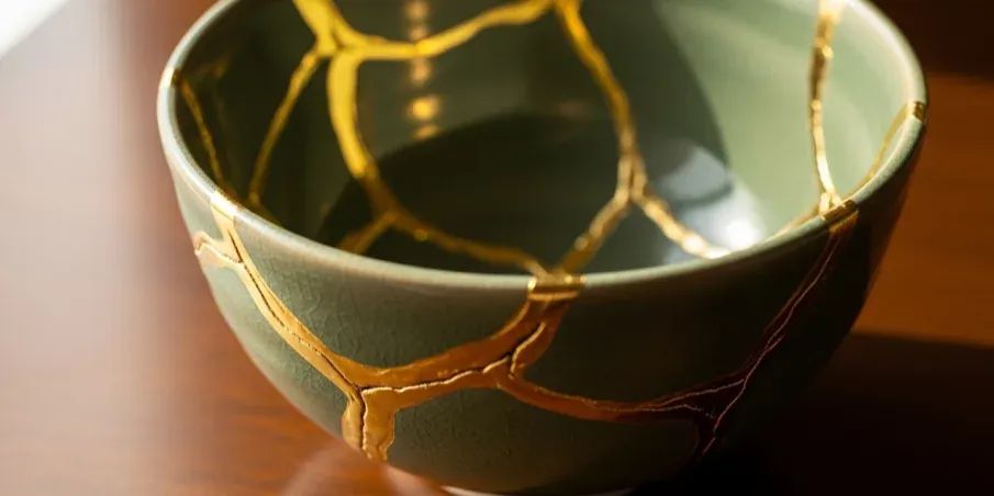 Kintsugi Philosophy and Materiality: Celebrating Brokenness