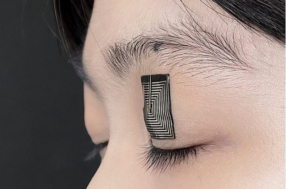 Fatigue Sensor for Eyelids