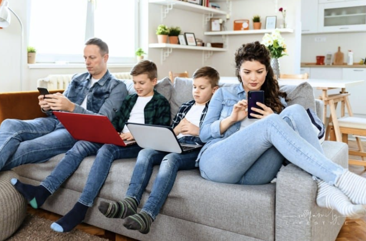 How Technology Impacts Family Relationships