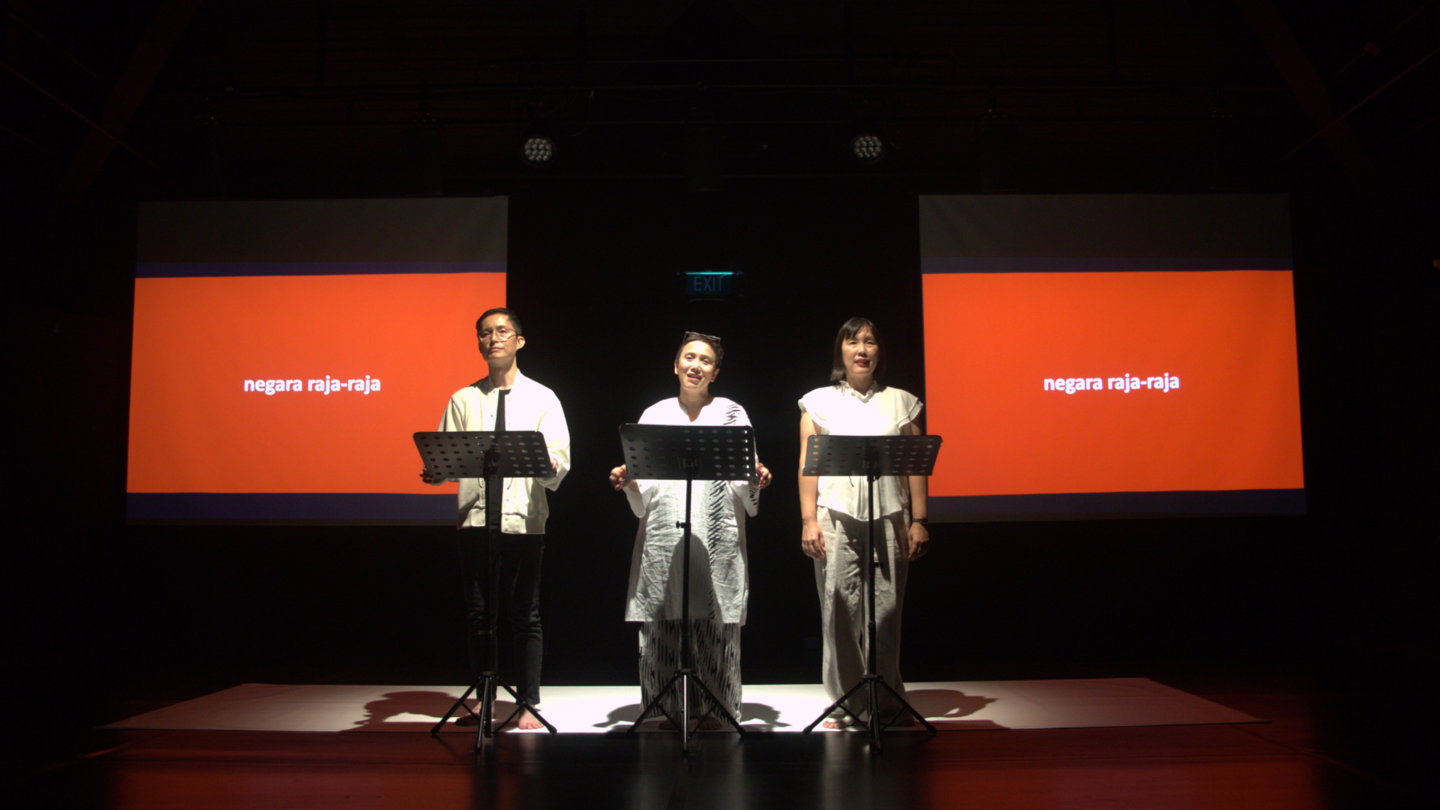 What is the grammar of our relationships? – “The Vault: Past Perfect” at Centre 42