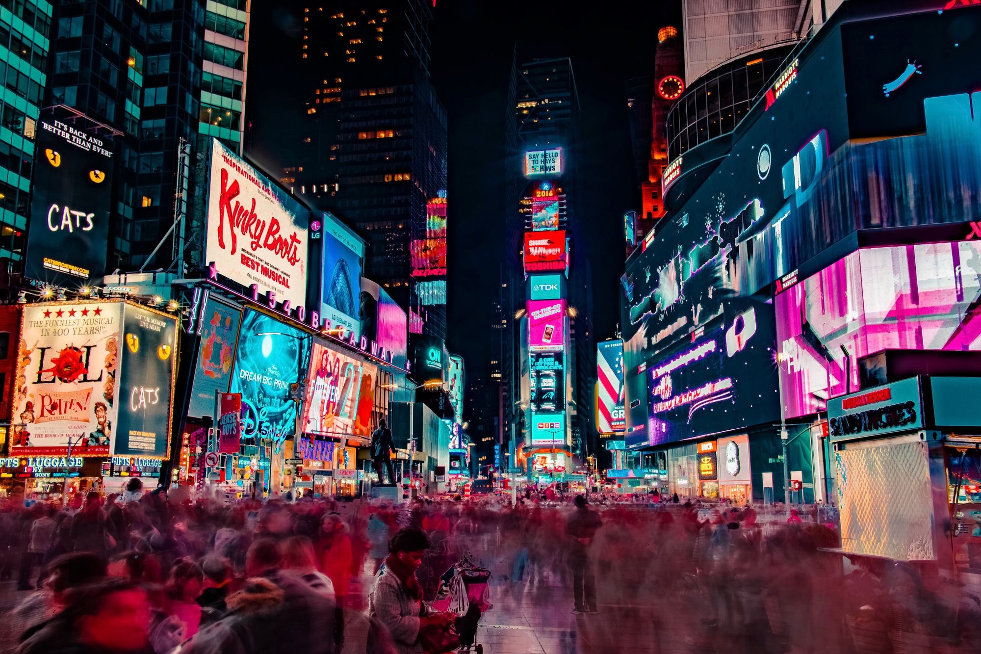 To Personalize or Hyper-Personalize? The Paradox of Privacy and Targeted Advertising