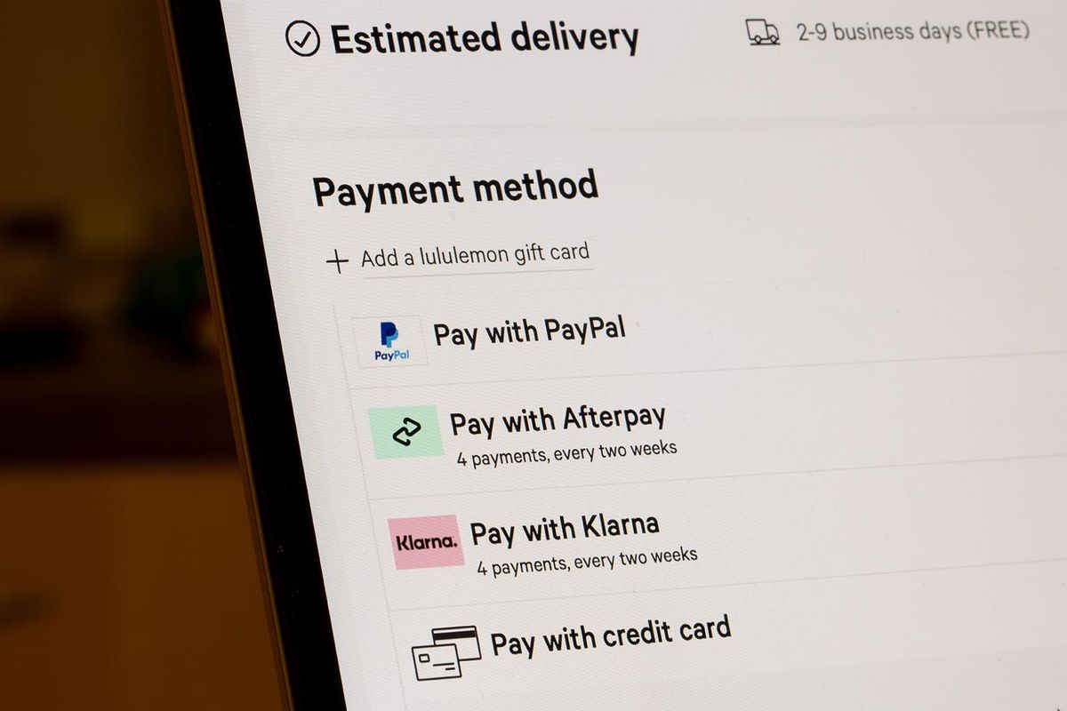 Is Australia still shopping online in 2022?