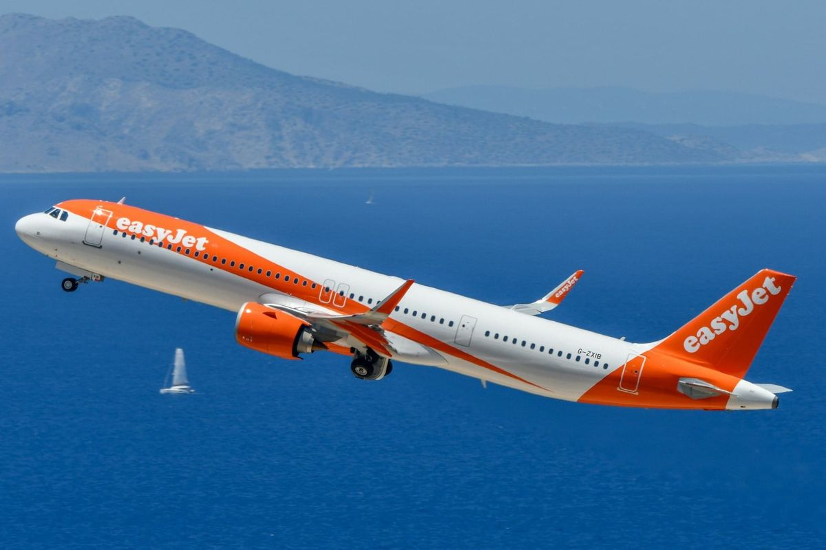 EasyJet Q3 profit falls 70% as fuel costs rise £105mn