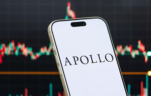 In this photo illustration, a smartphone displays the logo of Apollo Global Management, Inc. (NYSE: APO), a U.S.-based alternative asset management firm specializing in private equity.