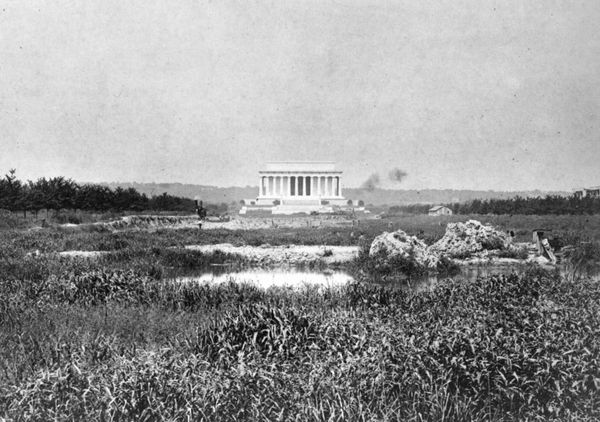 The Reflecting Pool Is Not Innocent: Toward Dynamism, Not Restoration