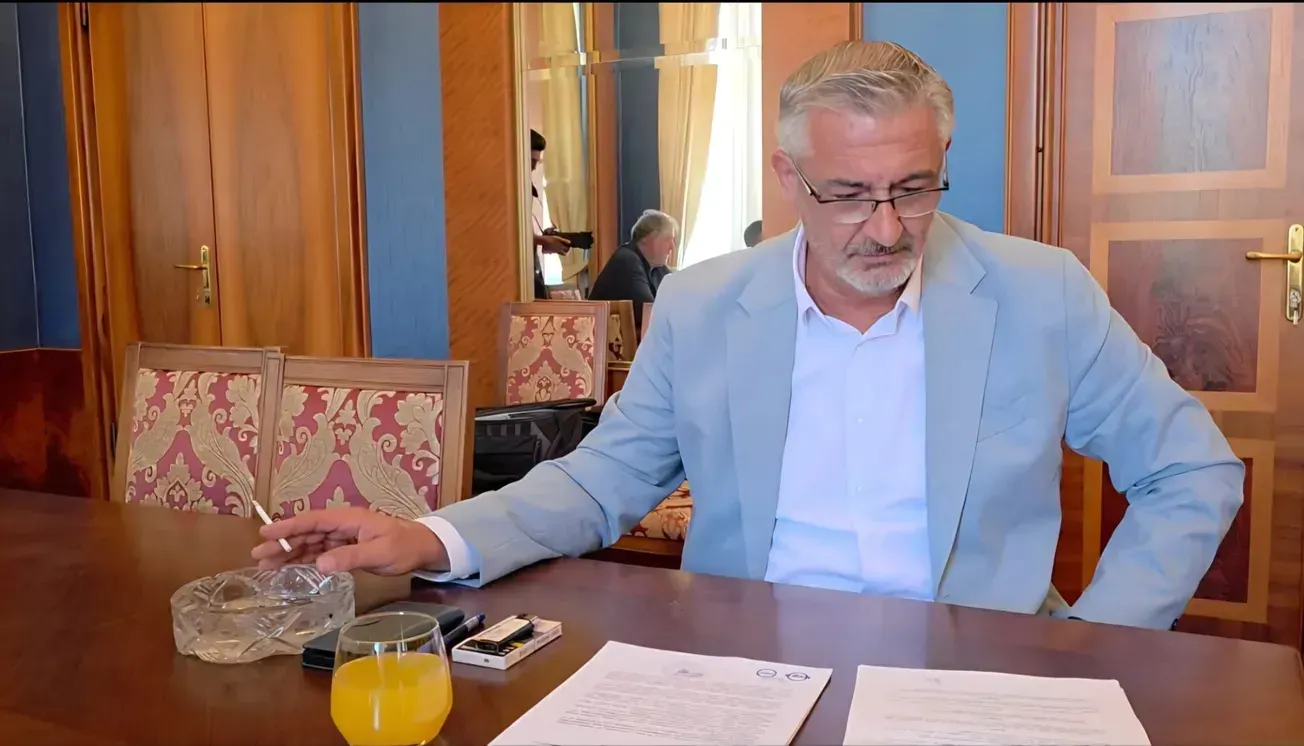 HDZ-ov predsjednik Gradskog vijeća Grada Zadra Ivica Žuvela prijavljivao različite adrese za izbore – na parlamentarne s Raštana, na lokalne s Kalelarge