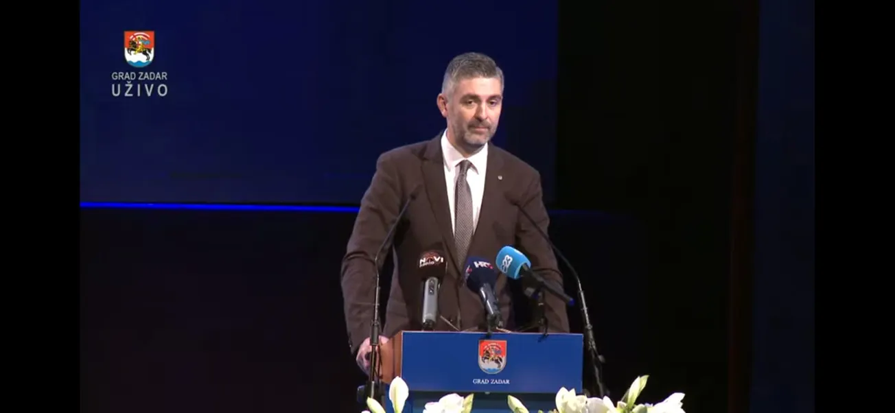 ŽUVELINO PRANJE SAVJESTI ZA IZDAJU BIRAČA I FRANKOVIĆEV POHOD NA OPORBU I MEDIJE: Svečana sjednica pretvorena u HDZ-ov politički cirkus!