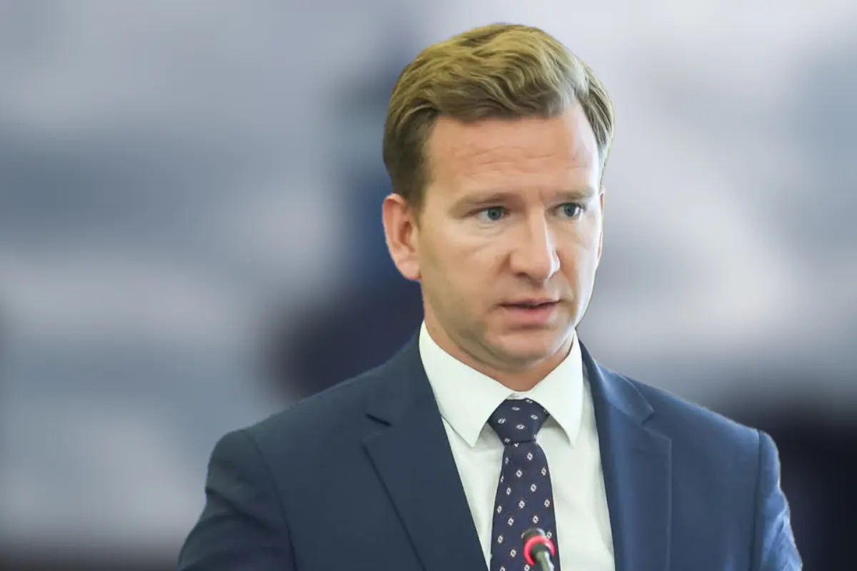 HDZ-ov karusel nastavlja se vrtjeti: Sikirić novi v.d.pročelnika Službe župana, Miletić "slučajno" našla mjesto u Ljekarni Zadar