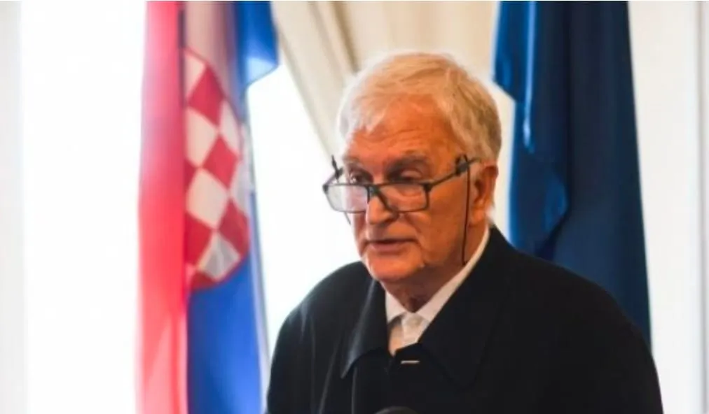 Kozina uspoređuje Bašića s Gaudijem: "Morske orgulje i Pozdrav Suncu na identitetskoj razini ravni Sv. Donatu – Vrata Zadra bit će kruna njegova genija!"