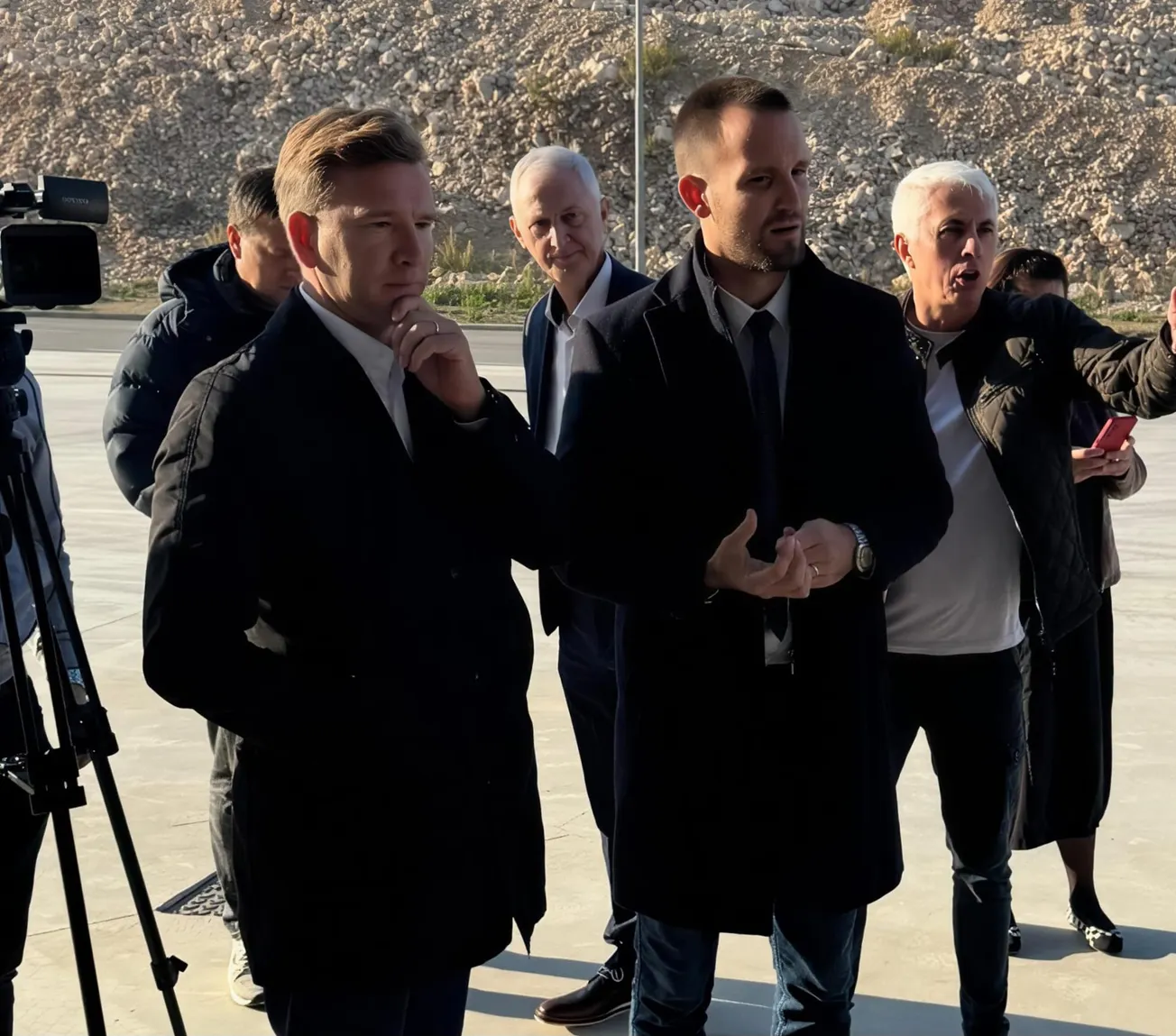 ERLIĆ I BILAVER SLAVE 20 GODINA NIŠTARENJA: 90 milijuna eura, nula sortirnice, vojska uhljeba i - veći računi za narod