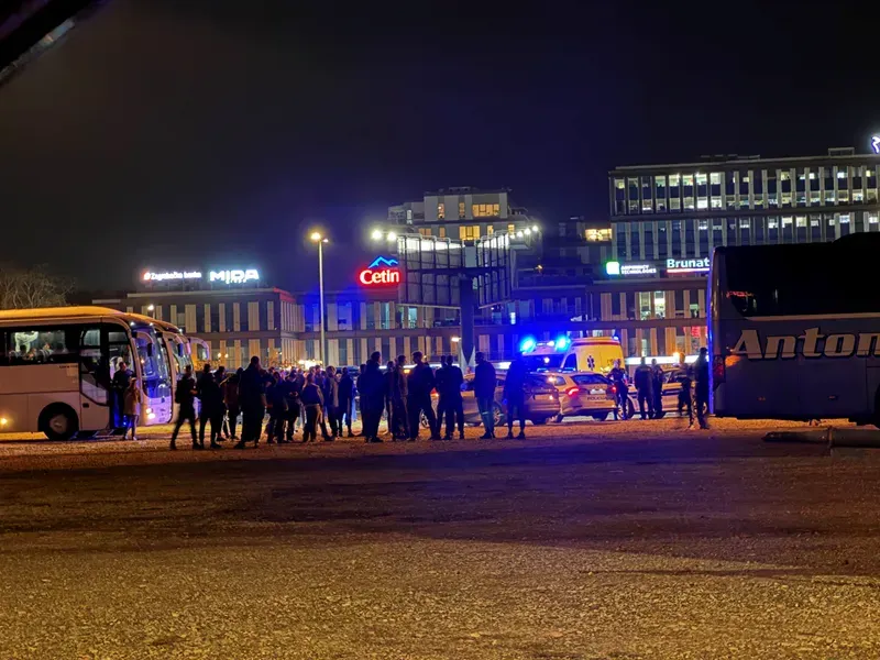 Kod zagrebačkog Velesajma napadnuti zadarski srednjoškolci