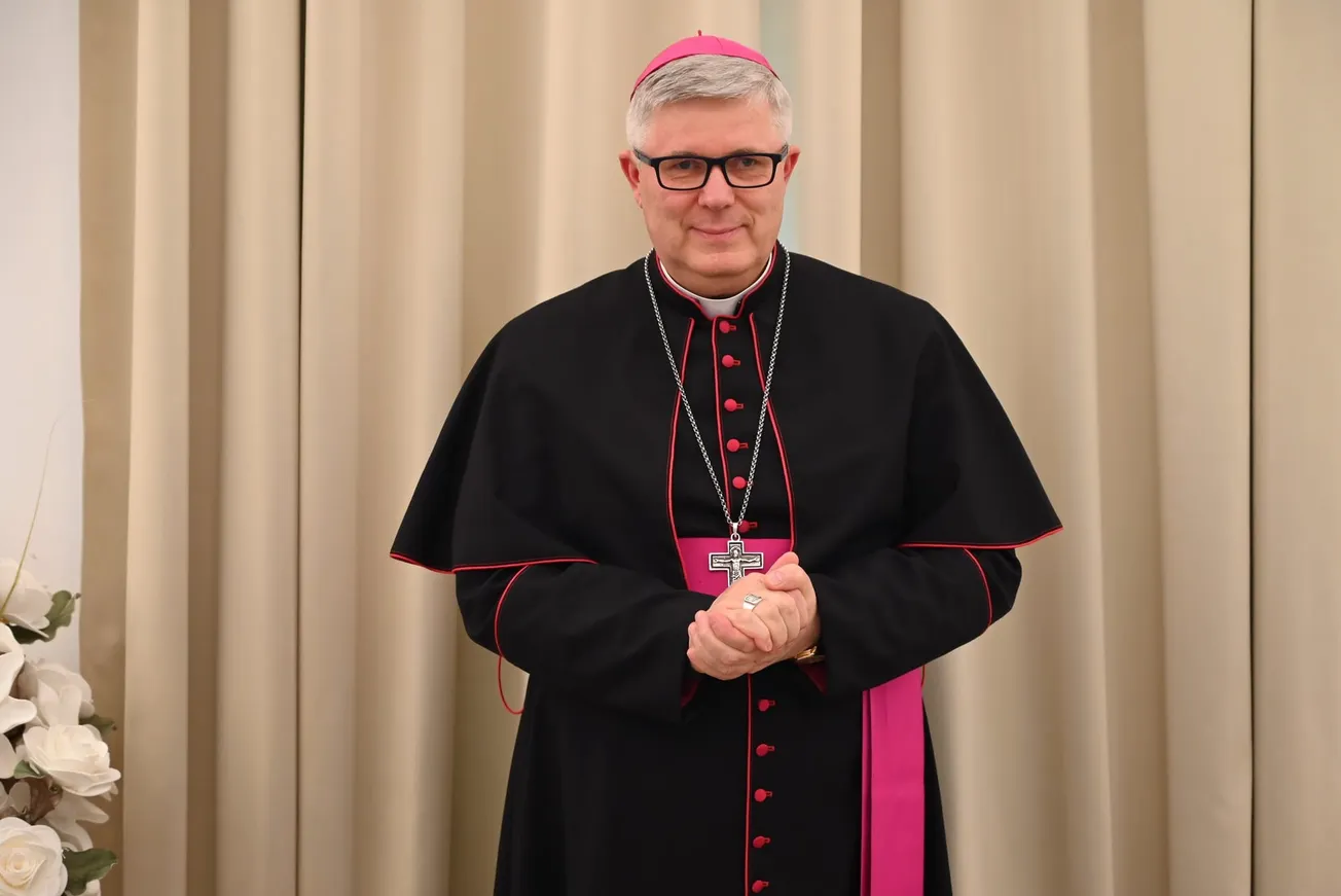 Poruka nadbiskupa Zgrablića uz Dan Caritasa i blagdan sv. Zoila: Caritas je srce Crkve, mjesto gdje vjera postaje djelo ljubavi