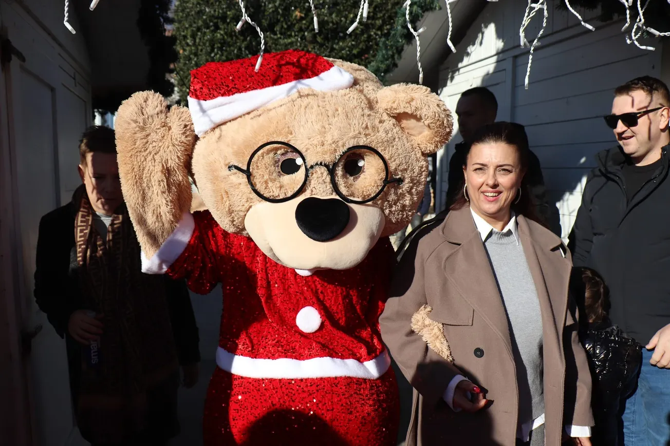 FOTOGALERIJA: Na Viru održan prvi Dječji doček Nove godine