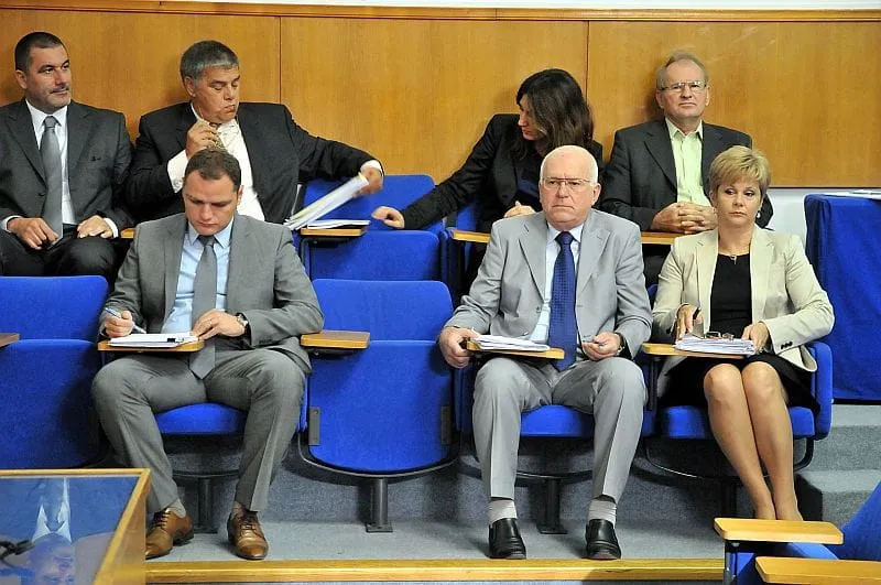 Perić, Vrančić ili netko treći?