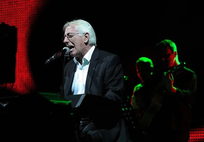 Publika uživala u vječnim Oliverovim baladama