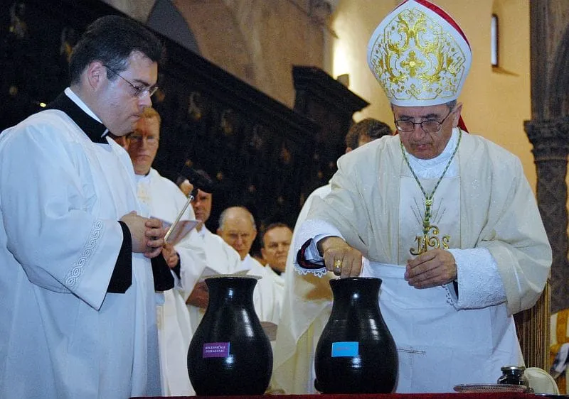 Sveto trodnevlje započelo posvetom ulja