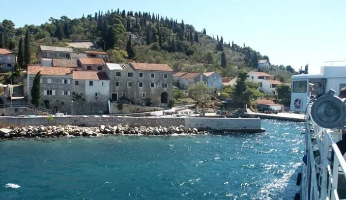 Brodska linija za Ošljak ostaje