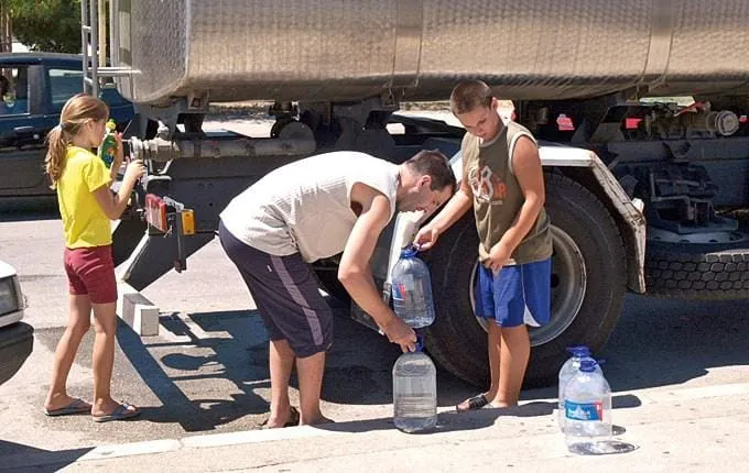 Oko plina nešto smrdi – špine neće presušiti