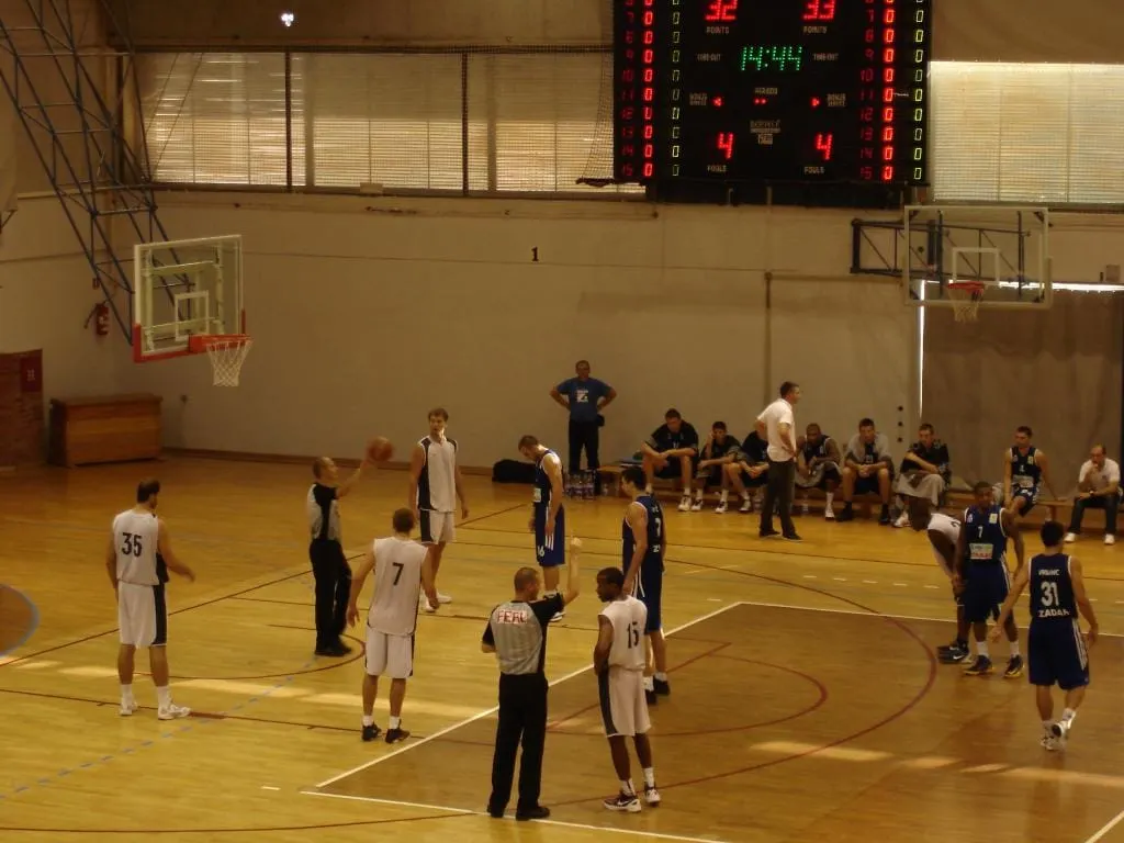 Poreč – Košarkaši Zadra poraženi od ruskog od Jeniseja 70-62