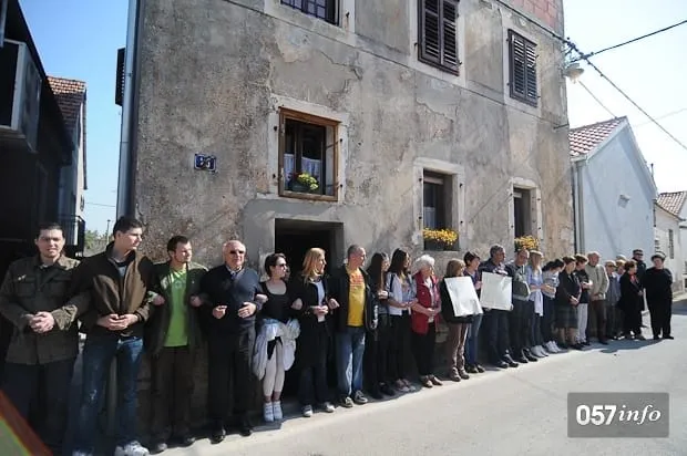 U kući Vukićevih: „TUKAJ JE SLOVENIJA!”, u srcu zadarskih Arbanasa