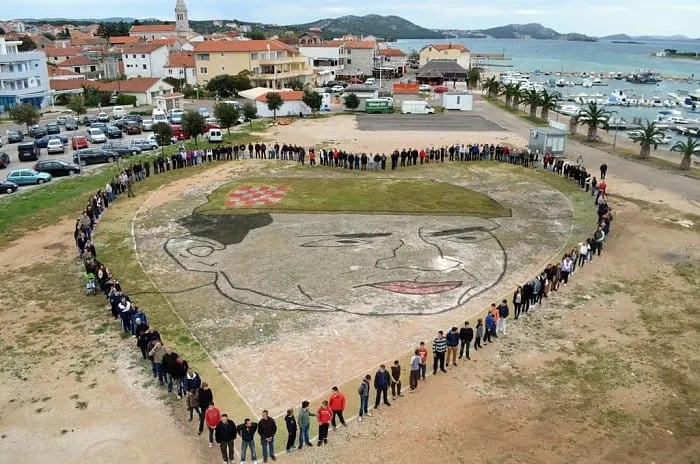 Privrženost i pritisak na pakoštanski način: “General Ante Gotovina”