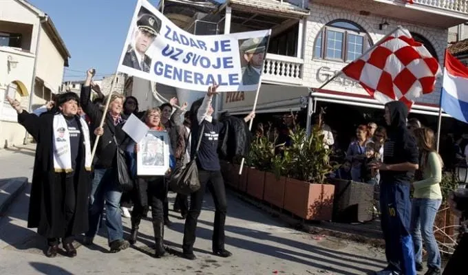 Fešta nad feštama u Pakoštanima počinje u 17 sati: za Gotovinu švedski stol od 1000 metara