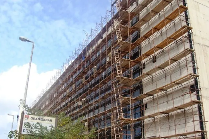 Opet odgoda završetka radova na Poliklinici