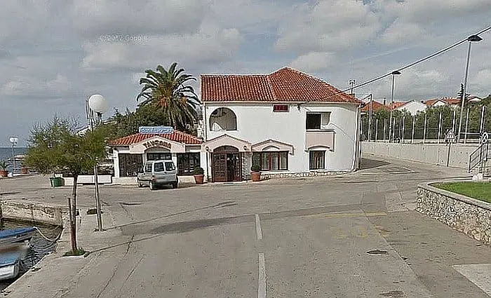 Poplavljena Taverna, požar na jahti