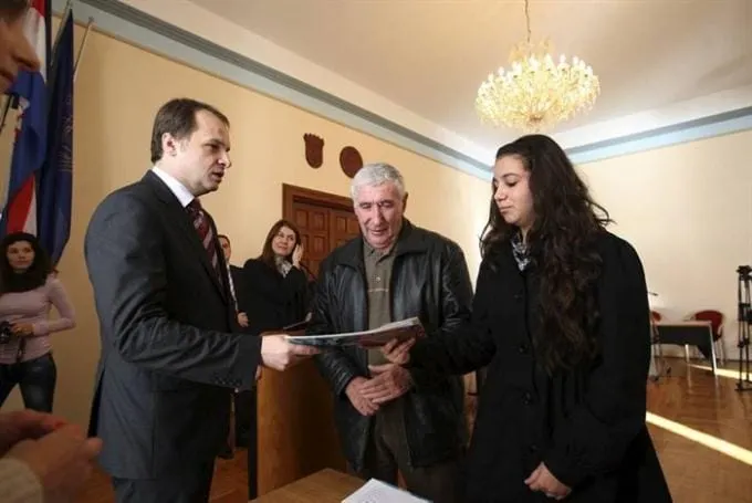 Hajdaš Dončić: Gaženicu pokušavamo ponuditi strateškim partnerima; Podijeljene stipendije