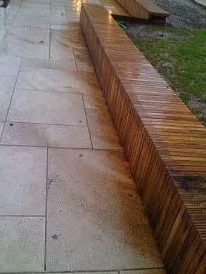 Hrastovina nije otporna za klupe ispod platana