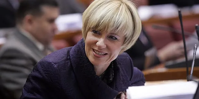 ‘NI SVI MINISTRI I EUROPSKI PARLAMENTARCI NE ZNAJU ENGLESKI’ Jovanović stao u obranu Ingrid Antičević Marinović