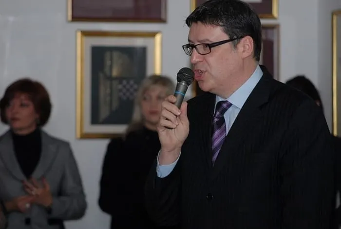 VIDEO: Roditelji i dalje mogu odgajati djecu prema svjetonazoru kojeg se drže