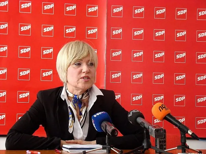 Poslušajte kako Ingrid Antičević Marinović govori engleski danas