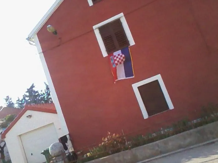 Željko Šoša ne vidi ništa sporno u barjaku koji se 10. travnja vijorio na njegovoj kući