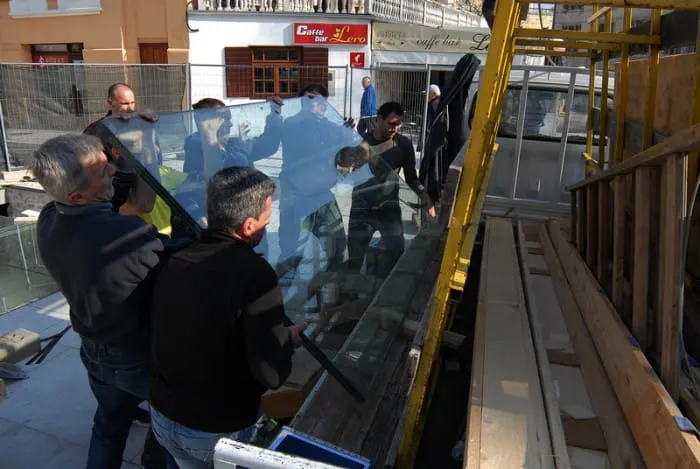 Premazat će se klizavo staklo s Trga Petra Zoranića