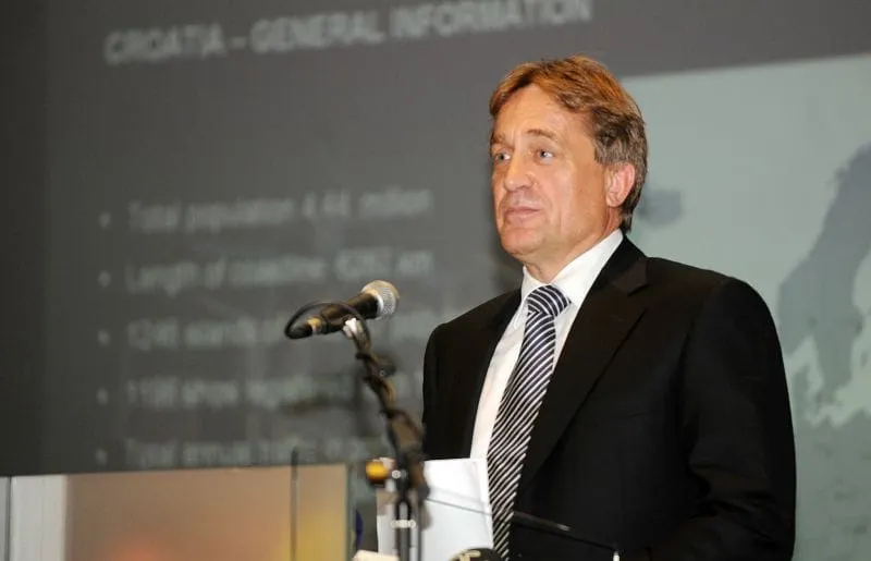 SLIJEDE NOVČANE KAZNE – Kalmeta je prekršio zakon: “Ugovor Grada Zadre i Ane Lovrin mora biti javan” – tvrde Agencija za zaštitu osobnih podataka i Zorislav Antun Petrović