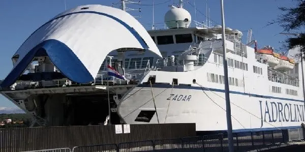 Pojačan i trajektni promet