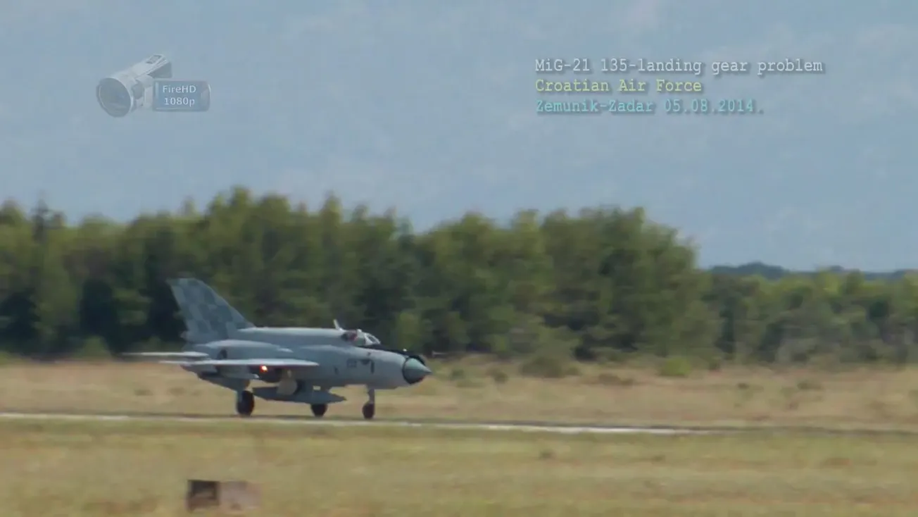 VIDEO – Objavljena snimka slijetanja neispravnog MIG-a u Zemunik