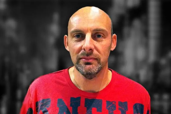 GASI INTERNET: Pupić Bakrač poručio Antunu Novoseloviću: “Antune, ako tražiš licemjere pogledaj se u ogledalo”