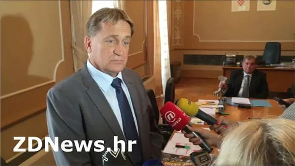 Ante Rubeša poklonio špinu i toalet papir Kalmeti