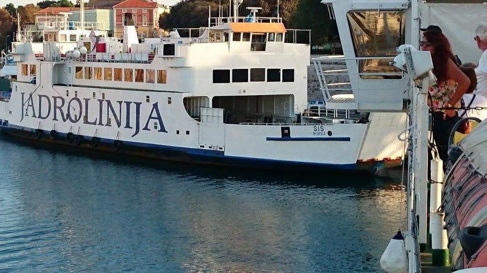 Prenuda odsječena od Zadra – trajekt ne vozi