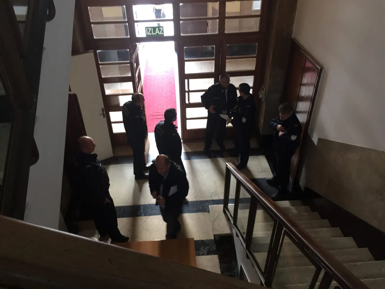 Policija potvrdila: Božidar Kalmeta je lagao, nije bilo nikakvih prijetnji bombama!