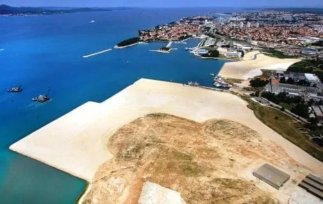 ISTRAGA Kupnja dionica Luke Zadar preko fiktivne firme