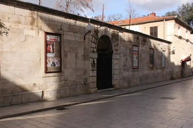 Rekonstrukciji palače Cedulin