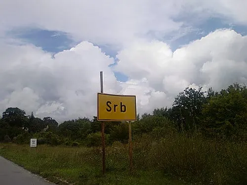 Petra Atliju osam godina starija sestra ubila – štapom!